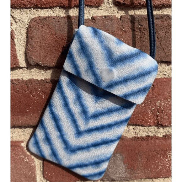 Free People Lets Dance Phone Crossbody Bag Leather Mini Pouch Blue Tie Dye NWT - Picture 1 of 2
